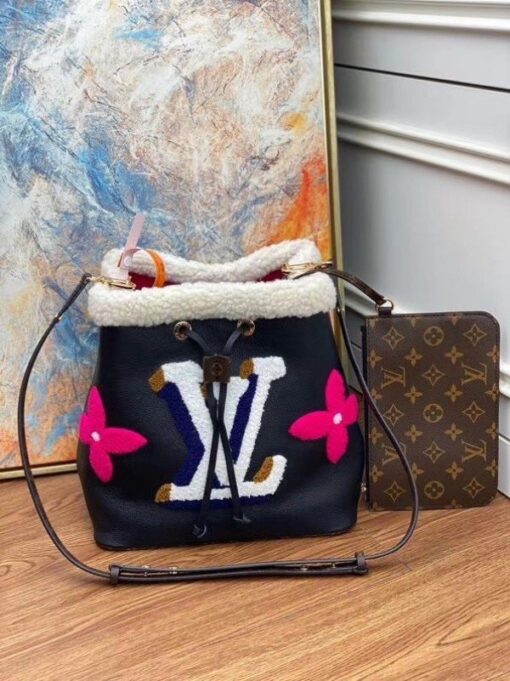 Replica Louis Vuitton NeoNoe MM Bag Leather Shearling M56963 BLV682 2