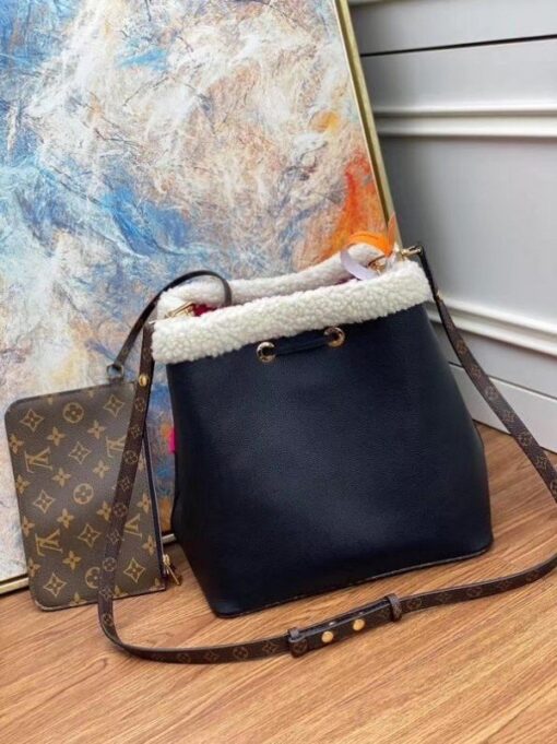 Replica Louis Vuitton NeoNoe MM Bag Leather Shearling M56963 BLV682 6