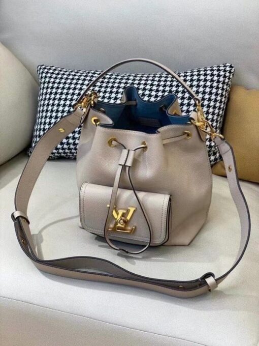 Replica Louis Vuitton Grey Lockme Bucket Bag M57688 BLV719 2