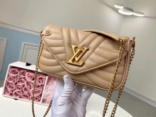 Replica Louis Vuitton Noisette New Wave Chain Pochette M68479 BLV620 2