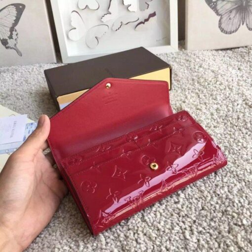 Replica Louis Vuitton Sarah Wallet Monogram Vernis M90225 BLV996 6