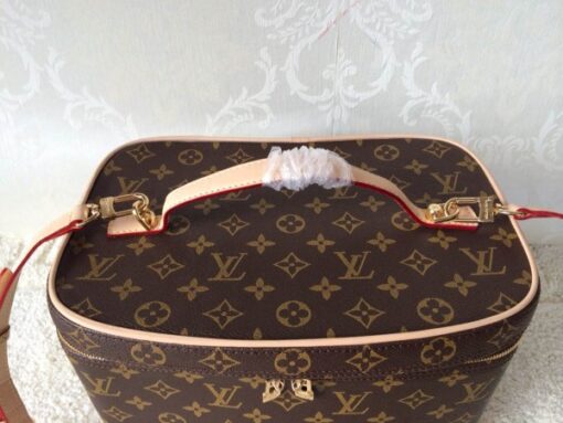 Replica Louis Vuitton Nice Case Monogram Canvas M47280 6