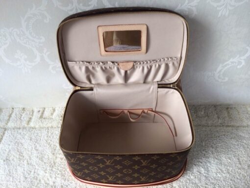 Replica Louis Vuitton Nice Case Monogram Canvas M47280 8