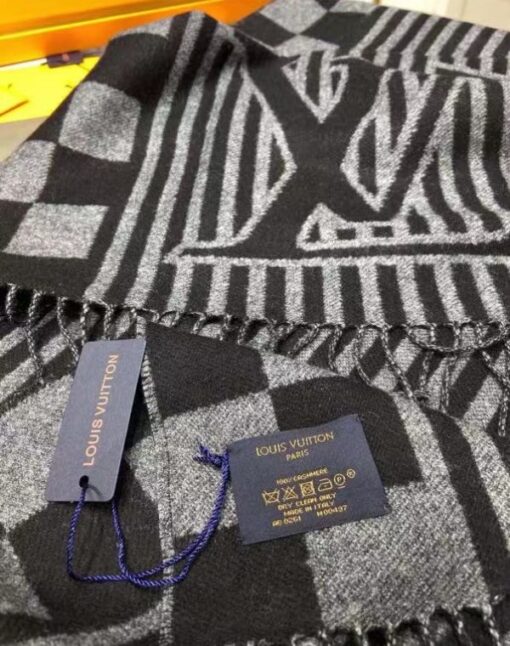 Replica Louis Vuitton LV Graphical Scarf M00497 6