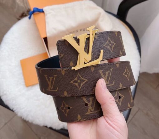 Replica Louis Vuitton LV Shake 40mm Reversible Belt Monogram M0452V 4