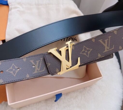 Replica Louis Vuitton LV Shake 40mm Reversible Belt Monogram M0452V 7