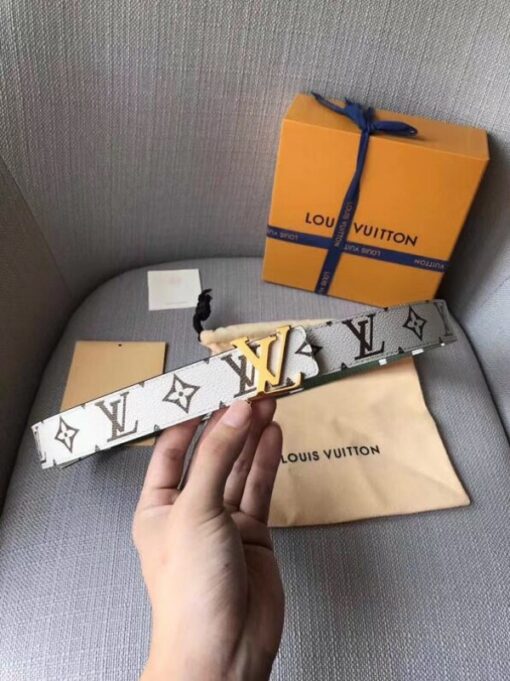 Replica Louis Vuitton LV Iconic 30mm Reversible Belt M0151U 3