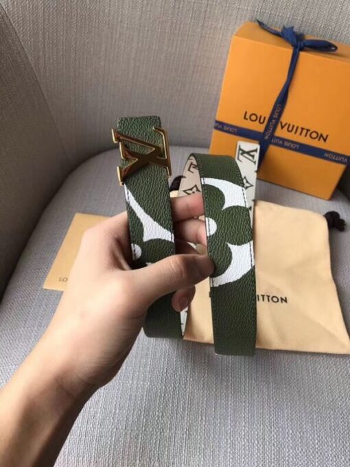 Replica Louis Vuitton LV Iconic 30mm Reversible Belt M0151U 4