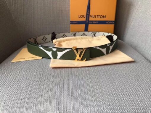 Replica Louis Vuitton LV Iconic 30mm Reversible Belt M0151U 8