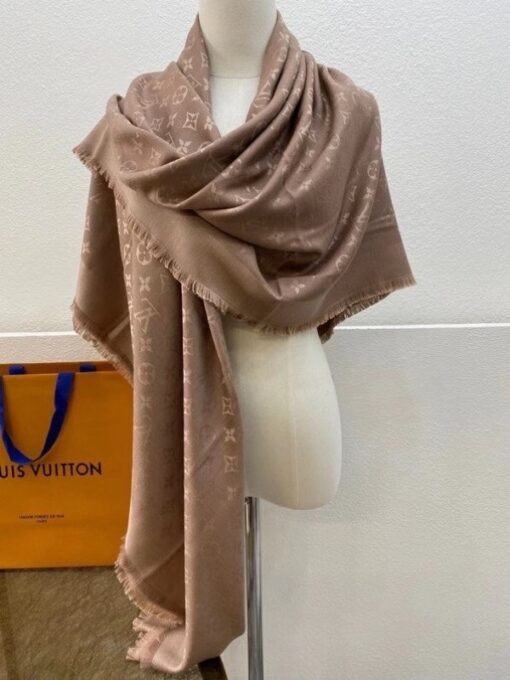 Replica Louis Vuitton Cappuccino Monogram Shawl M75872 3