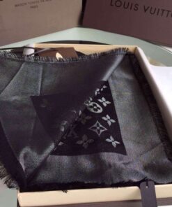 Replica Louis Vuitton Monogram Shine Shawl M72252 2