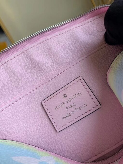 Replica Louis Vuitton LV Escale Pochette Cosmetique M69139 7