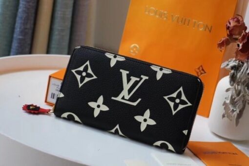 Replica Louis Vuitton LV Crafty Zippy Wallet M69698 3