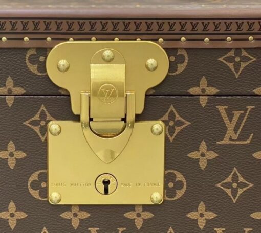 Replica Louis Vuitton Case With Mirror Monogram Canvas M21822 7