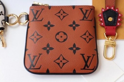 Replica Louis Vuitton LV Crafty Trio Pouch M69516 2