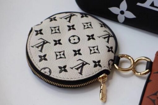 Replica Louis Vuitton LV Crafty Trio Pouch M69516 6