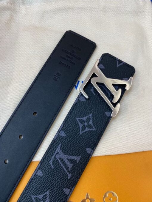 Replica Louis Vuitton LV Tag 40mm Reversible Belt Monogram Eclipse M0367V 7