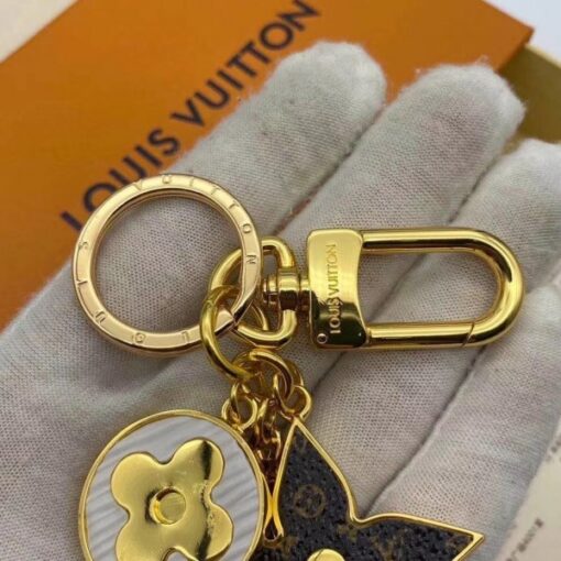 Replica Louis Vuitton Spring Street Bag Charm and Key Holder M69008 5