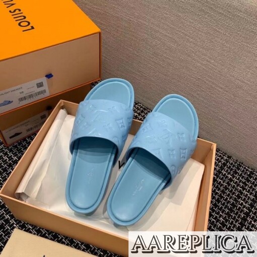 Replica Louis Vuitton Jumbo Flatform Mules In Blue Monogram Lambskin 8