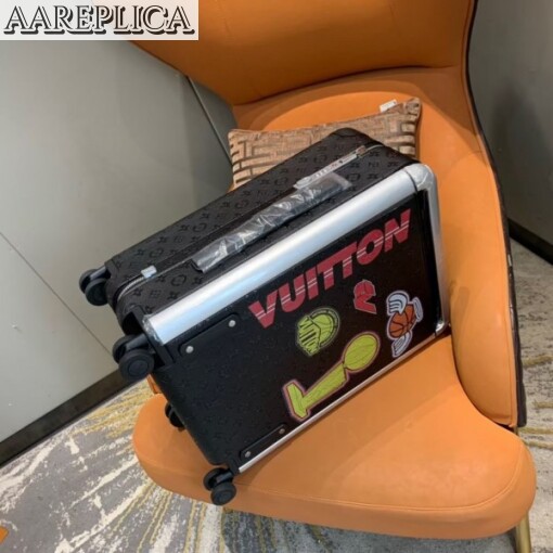 Replica Louis Vuitton Horizon 55 Rolling Luggage LV x NBA M20450 4