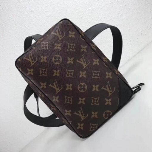 Replica Louis Vuitton Utility Side Bag Monogram M44477 3