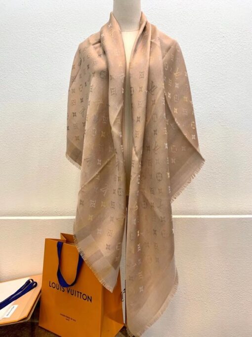 Replica Louis Vuitton So Shine Monogram Shawl M76337 3