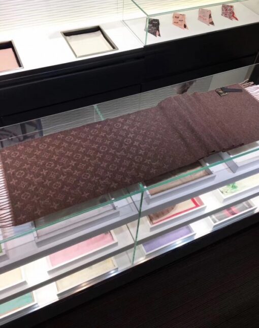 Replica Louis Vuitton Monogram Gradient Scarf M70258 3