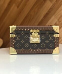 Replica Louis Vuitton Coffret Tresor 24 Monogram Canvas M47023 2