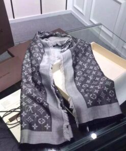 Replica Louis Vuitton Monogram Denim Shawl M71378 2