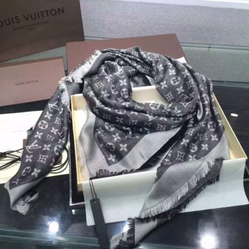 Replica Louis Vuitton Monogram Denim Shawl M71378 7