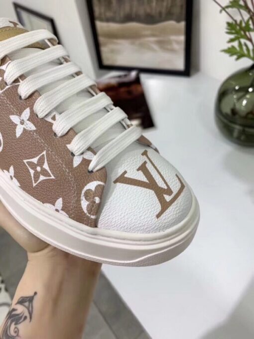 Replica Louis Vuitton Blanc/Moka Time Out Sneaker 8