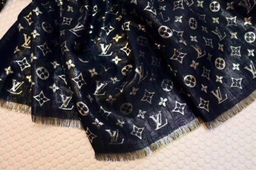 Replica Louis Vuitton Monogram So Glitter Stole M73938 7