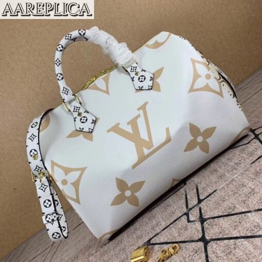 Replica Louis Vuitton Speedy Bandouliere 30 Monogram Canvas M44572 4