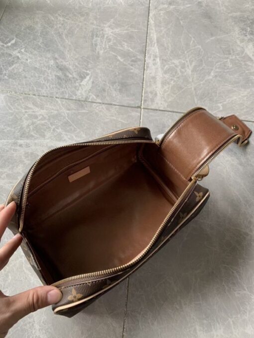 Replica Louis Vuitton Dopp Kit Toilet Pouch Monogram Canvas M44494 5