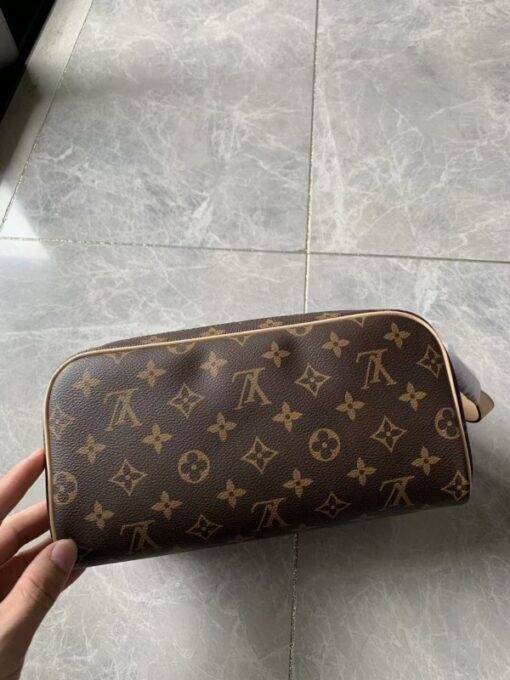 Replica Louis Vuitton Dopp Kit Toilet Pouch Monogram Canvas M44494 6