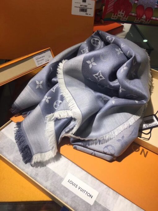 Replica Louis Vuitton Denim Monogram Shawl M71382 3