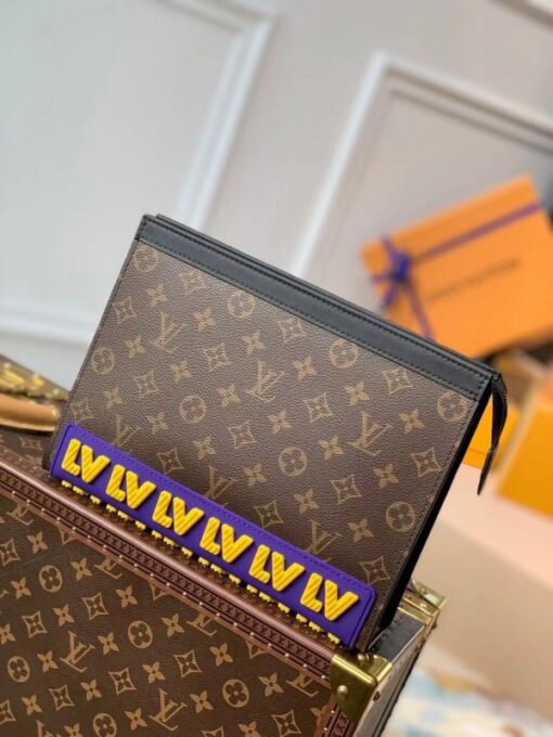 Replica Louis Vuitton Pochette Voyage MM Monogram Canvas M80792 8