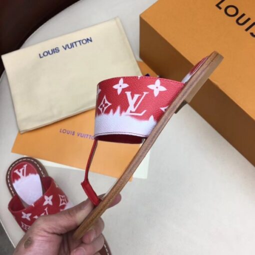 Replica Louis Vuitton LV Escale Palma Flat Thong Red 7