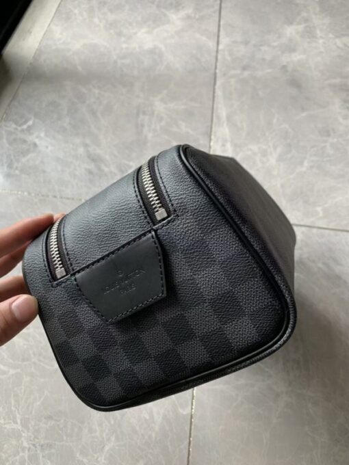 Replica Louis Vuitton Dopp Kit Toilet Pouch Damier Graphite N40127 6