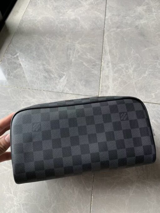 Replica Louis Vuitton Dopp Kit Toilet Pouch Damier Graphite N40127 8