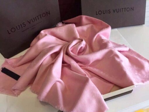 Replica Louis Vuitton Monogram Shawl M74441 3