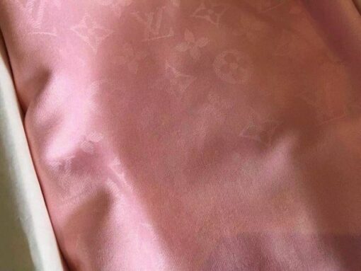 Replica Louis Vuitton Monogram Shawl M74441 6