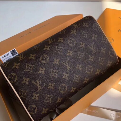 Replica Louis Vuitton King Size Toiletry Bag Monogram Canvas M47528 3