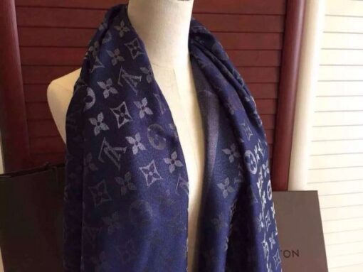 Replica Louis Vuitton Monogram Shawl M72412 5