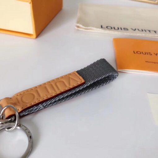 Replica Louis Vuitton Light Infinity Dragonne Bag Charm and Key Holder MP0168 8