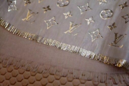 Replica Louis Vuitton Monogram So Glitter Stole M73939 4