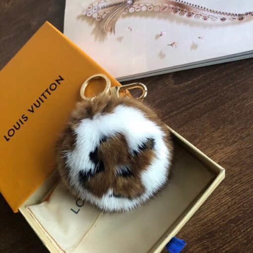 Replica Louis Vuitton LV Fur Bag Charm and Key Holder M69563 7