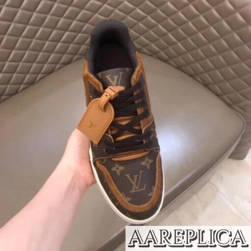 Replica Louis Vuitton LV Trainer Sneakers In Monogram Canvas 4