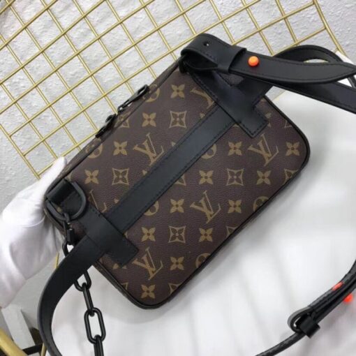 Replica Louis Vuitton Utility Front Bag Monogram M44468 4