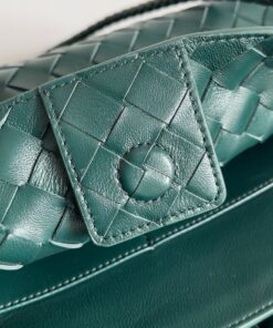 Replica Bottega Veneta Andiamo Small East/West Bag in Green Intrecciato Lambskin 2